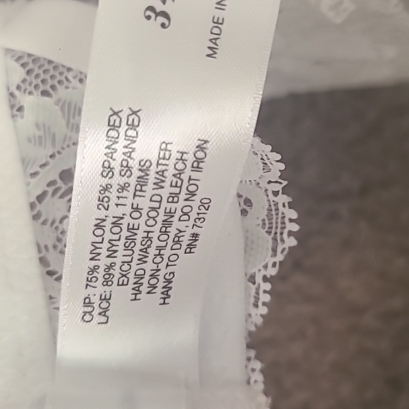 NWT Fredrick’s of Hollywood add 2 cups push up bra! Size 34C - Picture 4 of 7